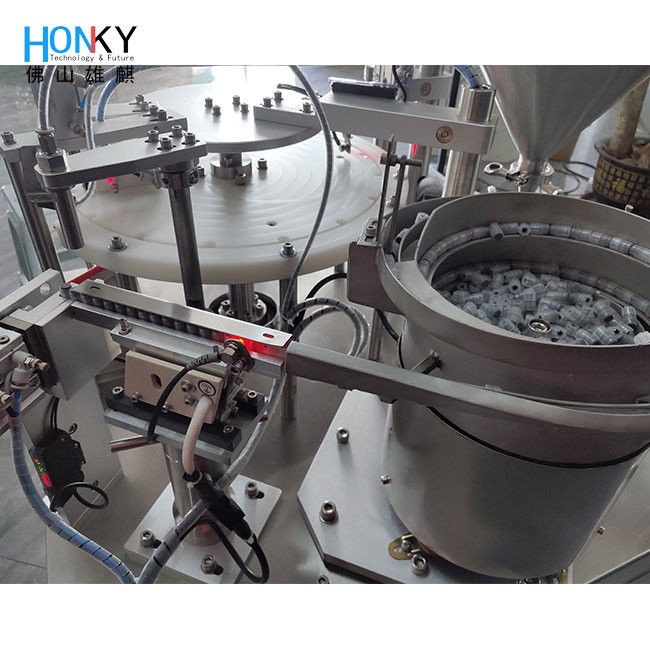 화장품 피부 젤을 위한 세라믹 피스톤 펌프와 자동 3ml 플라스크 충전 기계 분당 30 PCS