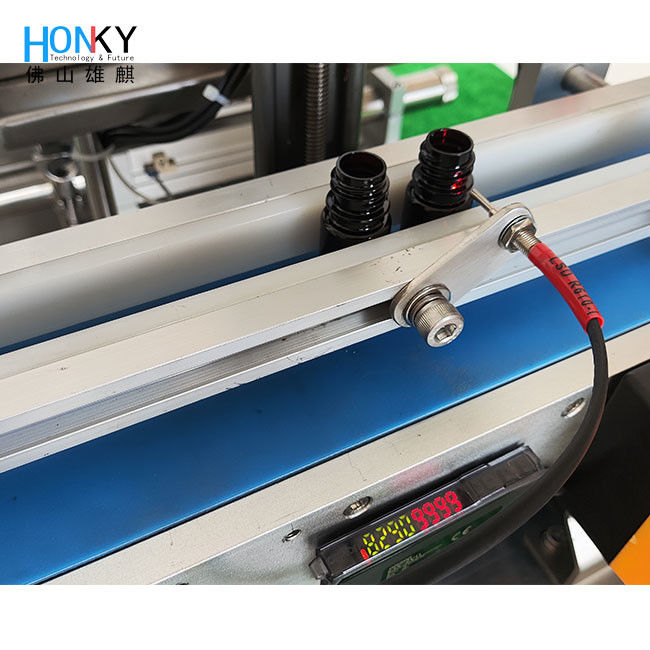 소량 배치 병 충전을 위한 Q-R 피스톤 펌프가 장착된 데스크탑 컨베이어 타입 크림 페이스트 병 충전기